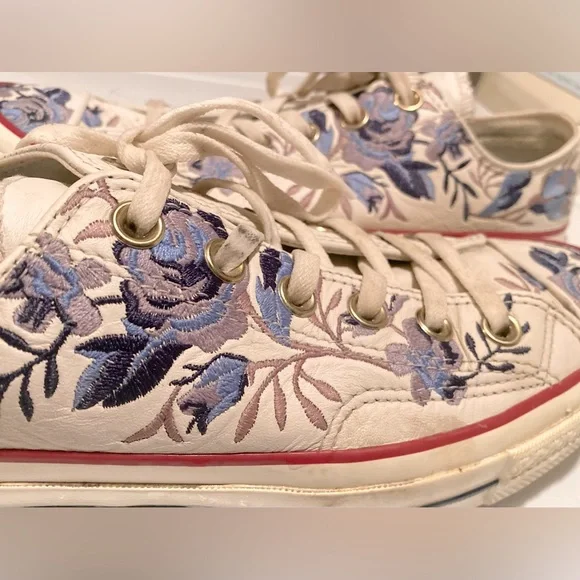 Converse Chuck Taylor 70 Low Parkway Floral Embroidery Men’s 6 or Women’s 8 - Picture 3 of 5